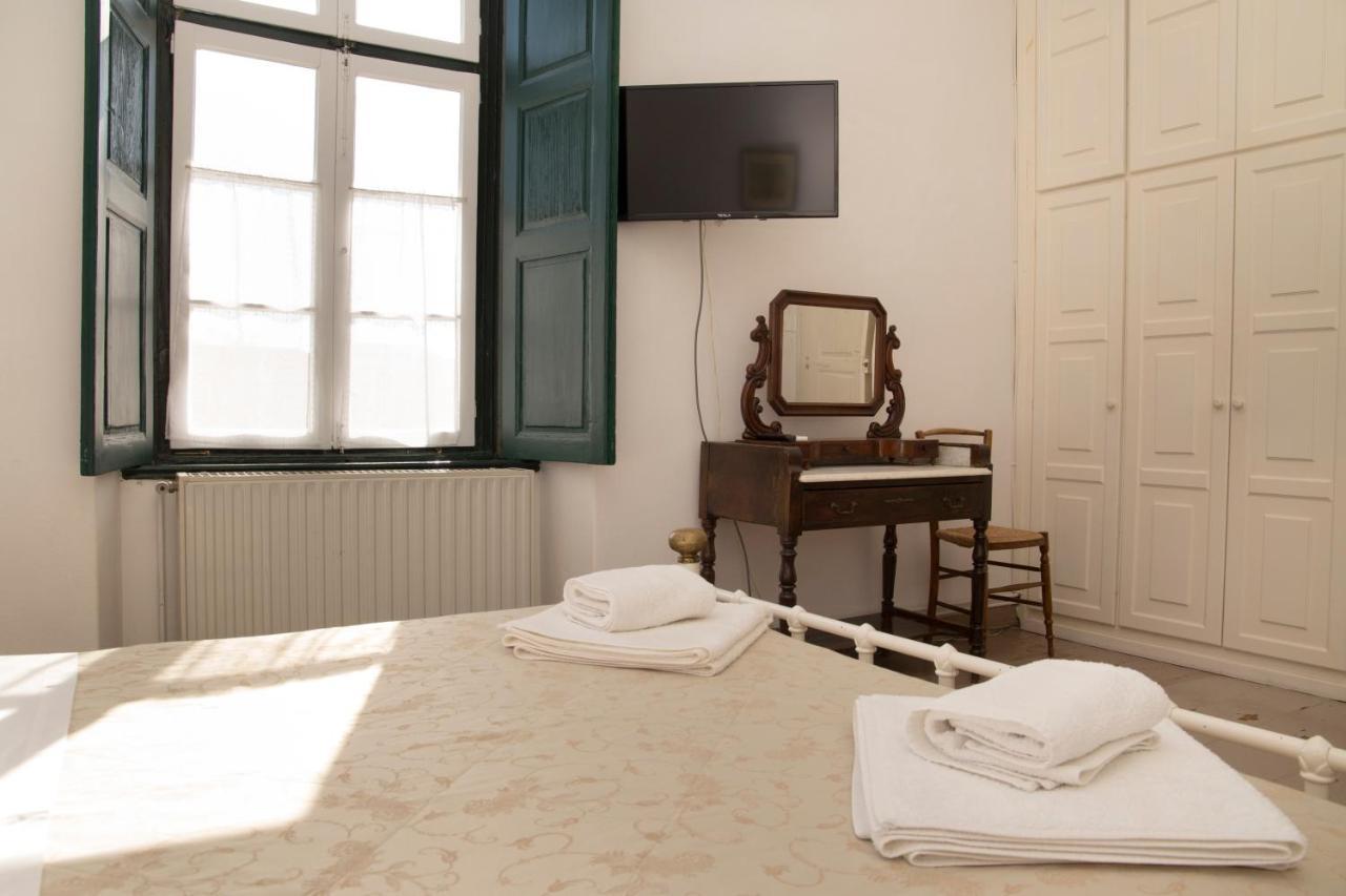 1861 Mansion Spetses Villa Eksteriør billede