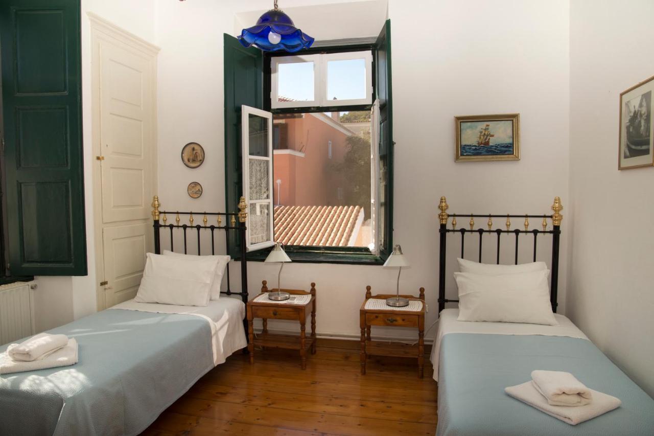 1861 Mansion Spetses Villa Eksteriør billede