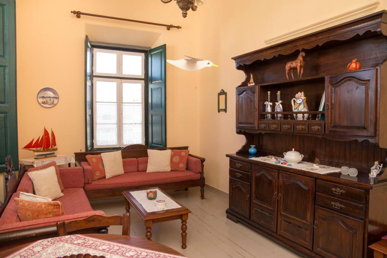 1861 Mansion Spetses Villa Eksteriør billede