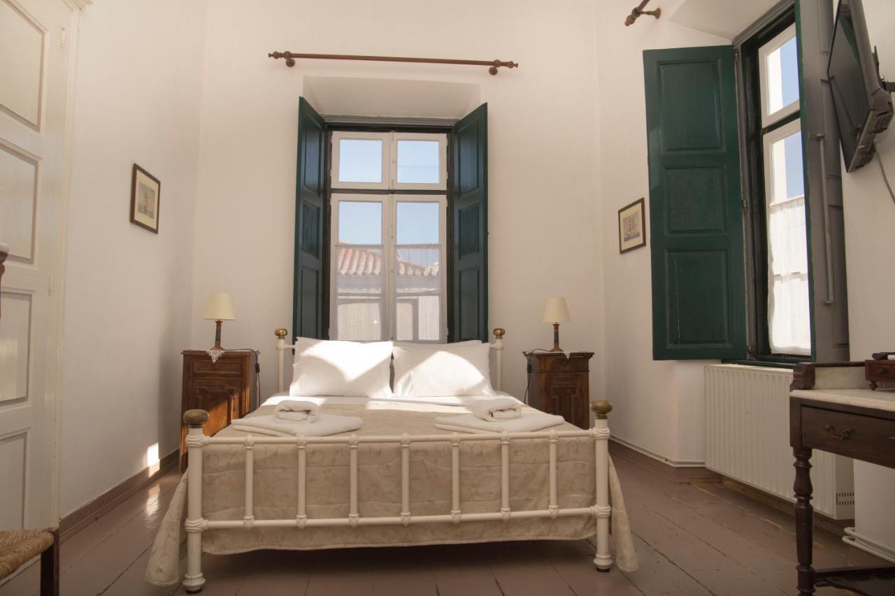 1861 Mansion Spetses Villa Eksteriør billede